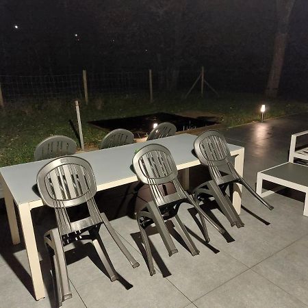 Le Reposoir Maison Spacieuse Avec Feu Au Bois Bertogne 외부 사진