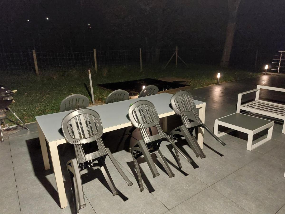 Le Reposoir Maison Spacieuse Avec Feu Au Bois Bertogne 외부 사진
