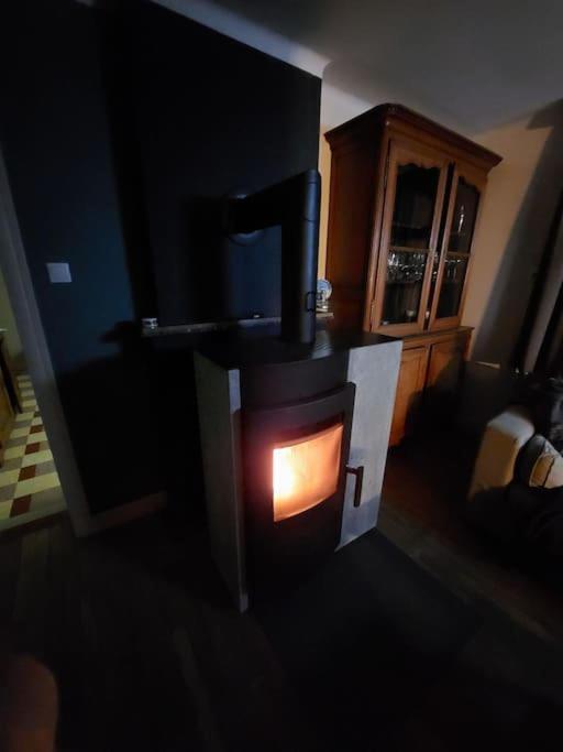 Le Reposoir Maison Spacieuse Avec Feu Au Bois Bertogne 외부 사진