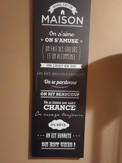Le Reposoir Maison Spacieuse Avec Feu Au Bois Bertogne 외부 사진